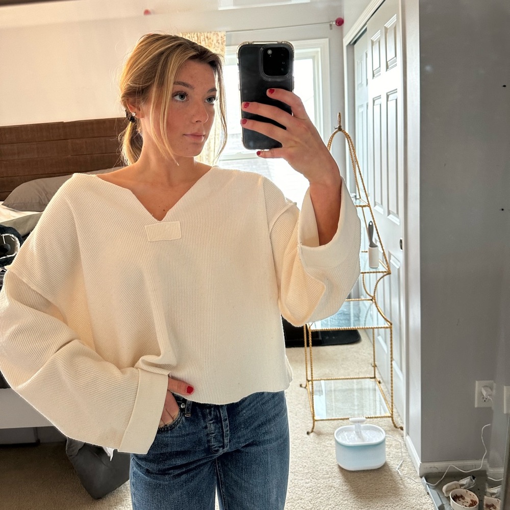 Urban outfitters white/cream sweater